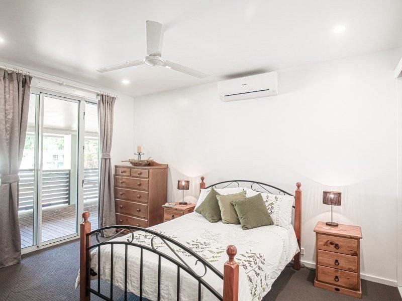45 Cutten St, Bingil Bay QLD 4852