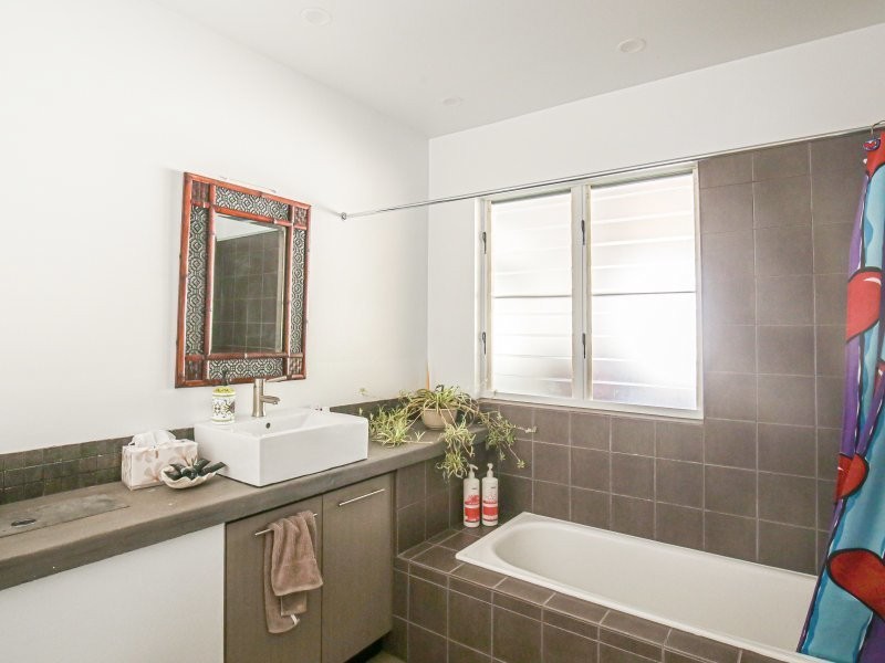 45 Cutten St, Bingil Bay QLD 4852