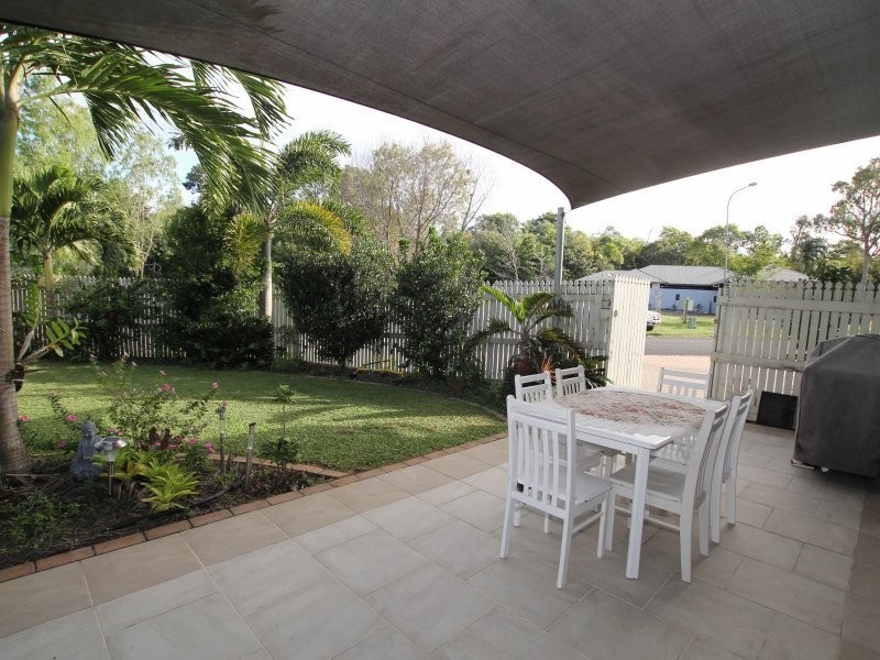 43 Mariner Dr, South Mission Beach QLD 4852