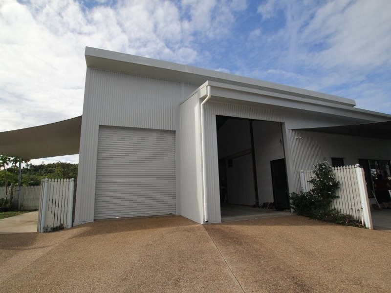 43 Mariner Dr, South Mission Beach QLD 4852
