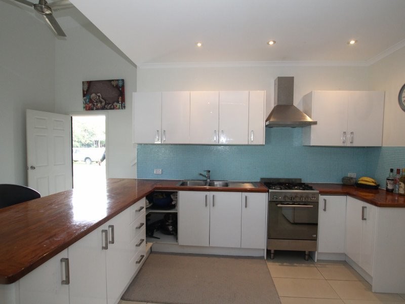 43 Mariner Dr, South Mission Beach QLD 4852