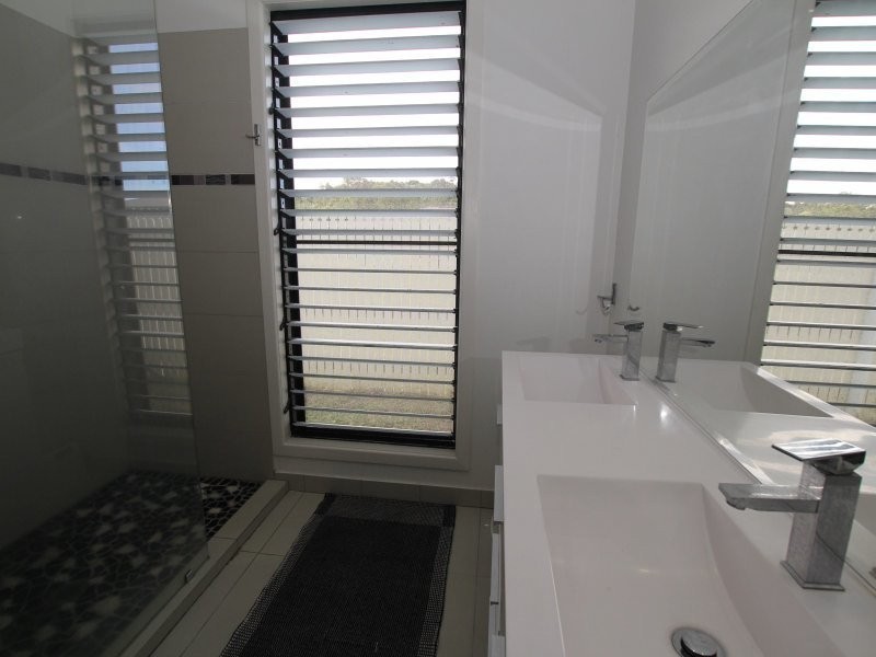 43 Mariner Dr, South Mission Beach QLD 4852