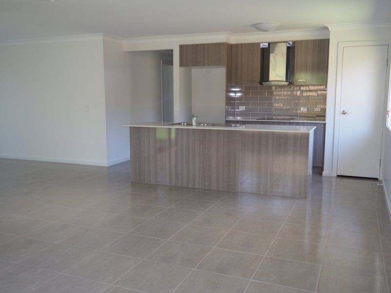4 Reef Close, Mission Beach QLD 4852
