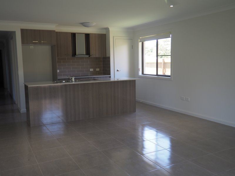 4 Reef Close, Mission Beach QLD 4852
