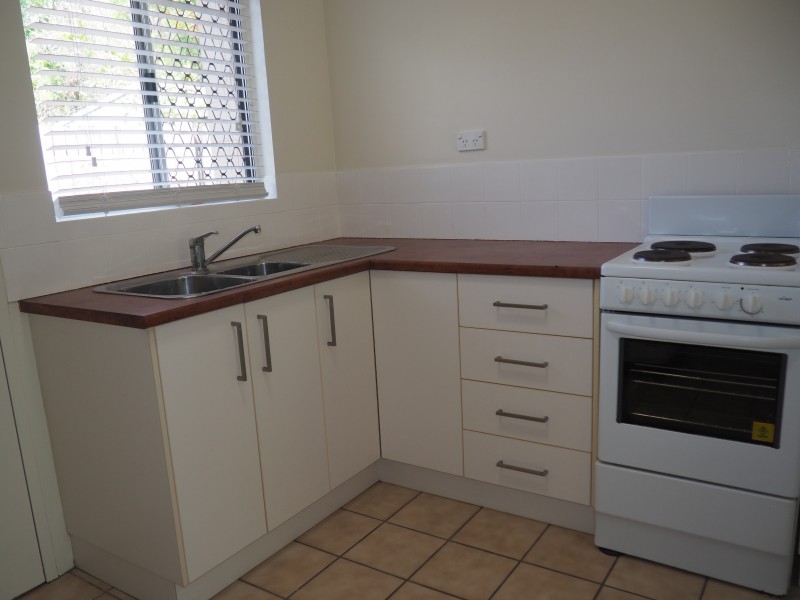 Unit 2/16 Wongaling Beach Rd, Wongaling Beach QLD 4852