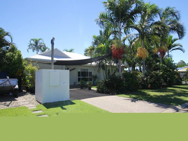 1/1 Seaview Court, Wongaling Beach QLD 4852