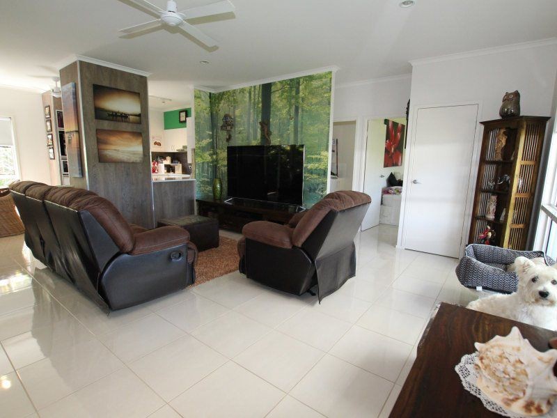 1/1 Seaview Court, Wongaling Beach QLD 4852