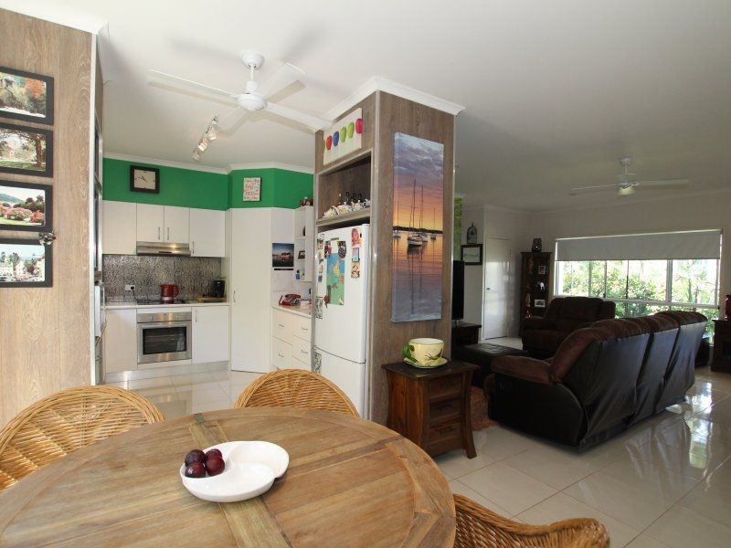 1/1 Seaview Court, Wongaling Beach QLD 4852