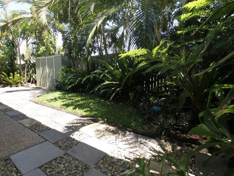 1/1 Seaview Court, Wongaling Beach QLD 4852