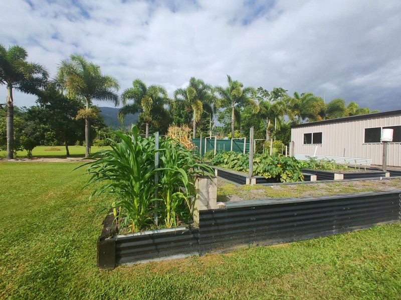 13 Merryburn Dr, Merryburn QLD 4854