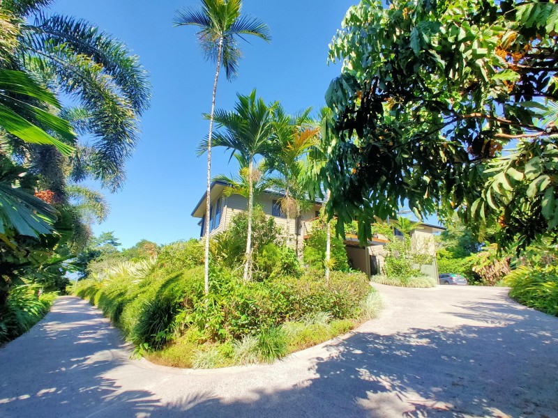 50 Rockingham Cl, Wongaling Beach QLD 4852
