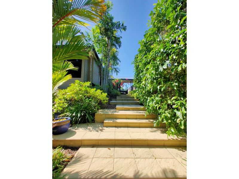 50 Rockingham Cl, Wongaling Beach QLD 4852