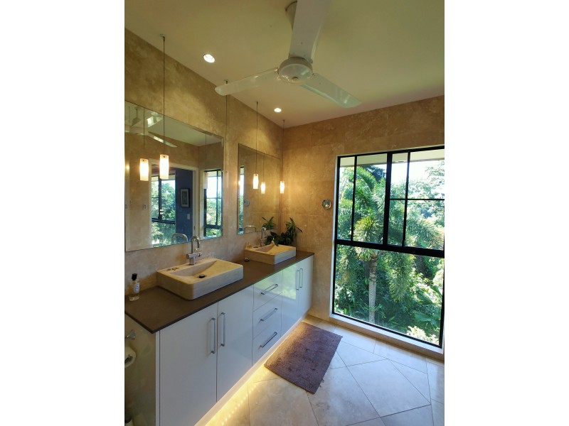 50 Rockingham Cl, Wongaling Beach QLD 4852