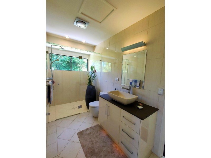 50 Rockingham Cl, Wongaling Beach QLD 4852