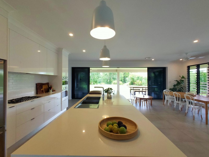 1445 Old Tully Rd, Maadi QLD 4855