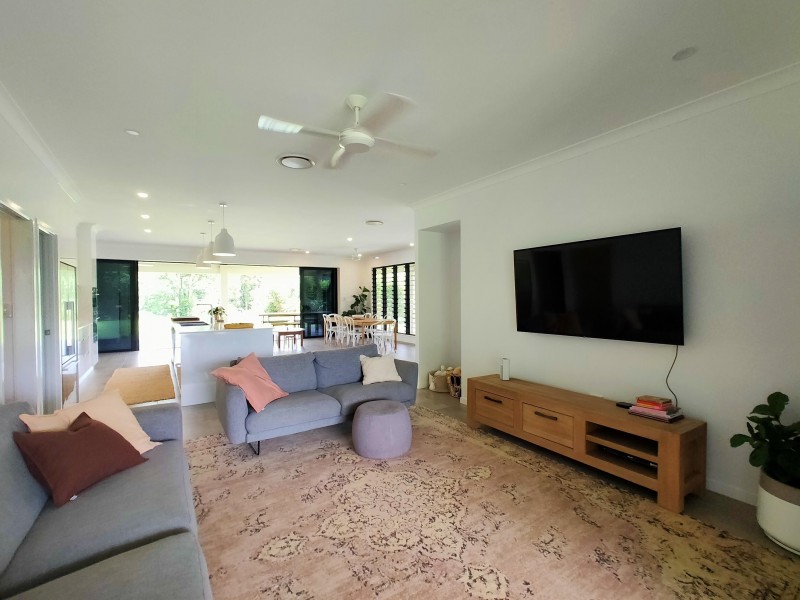 1445 Old Tully Rd, Maadi QLD 4855