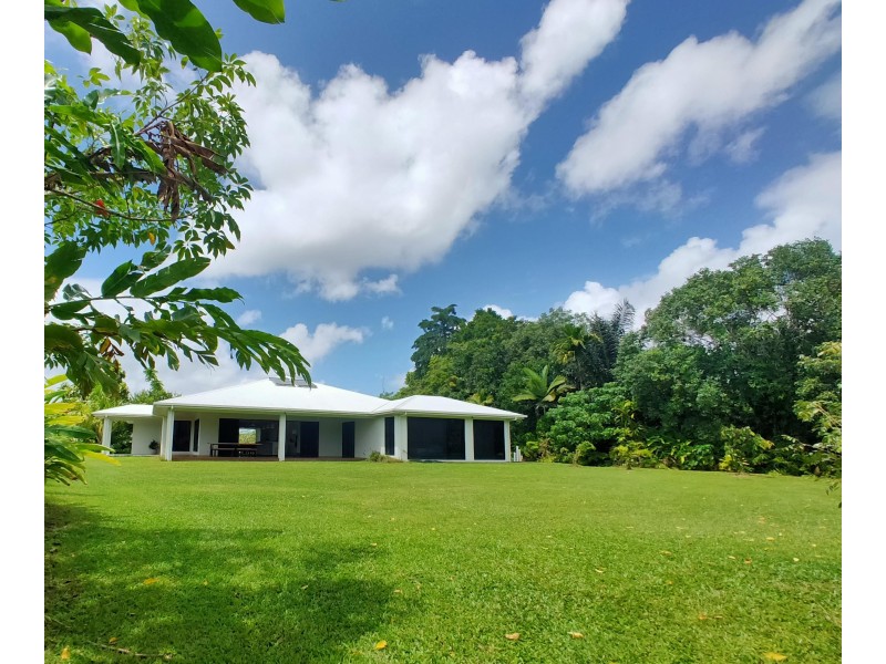 1445 Old Tully Rd, Maadi QLD 4855