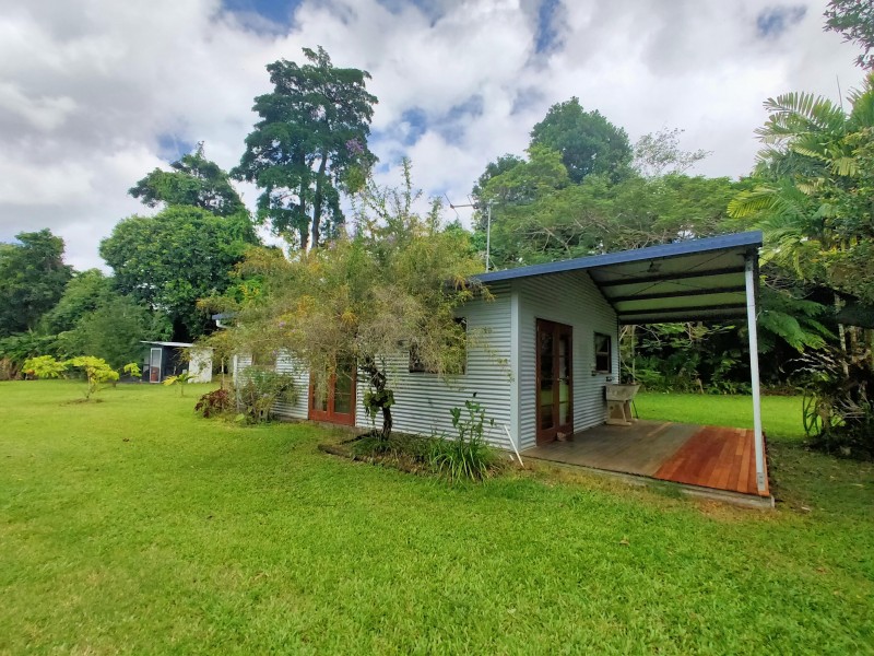 1445 Old Tully Rd, Maadi QLD 4855