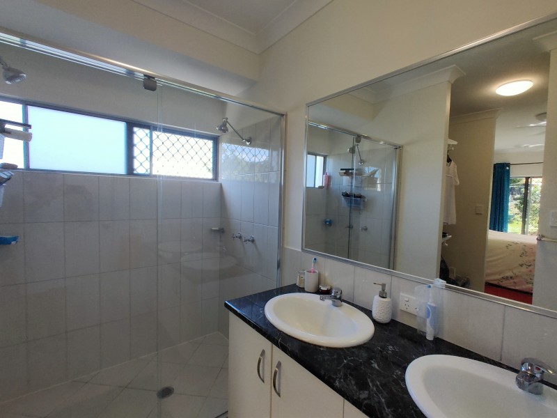 6 Nivosa Ct, Mission Beach QLD 4852