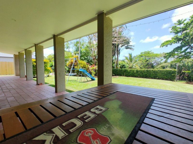 10 Webb Ct, Bingil Bay QLD 4852