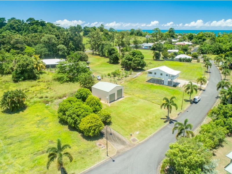 6 Casuarina Crescent, Mission Beach QLD 4852