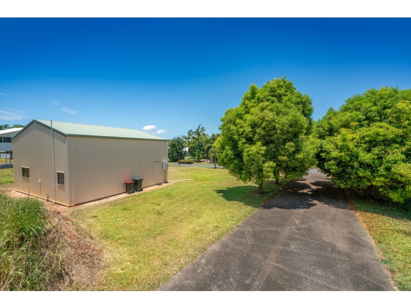 6 Casuarina Crescent, Mission Beach QLD 4852