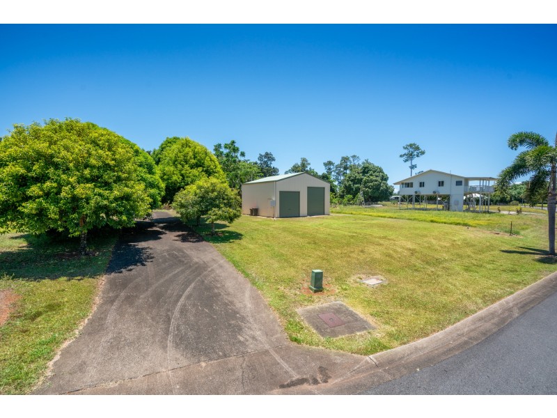 6 Casuarina Crescent, Mission Beach QLD 4852