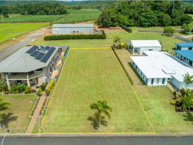 3 Nautilus St, Mission Beach QLD 4852