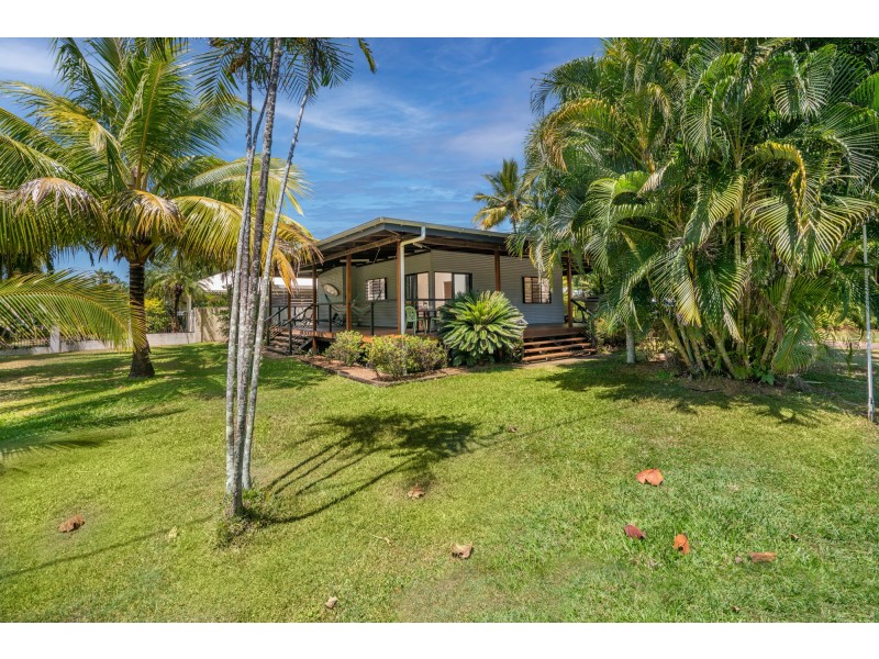 19 Donkin Lane, Mission Beach QLD 4852