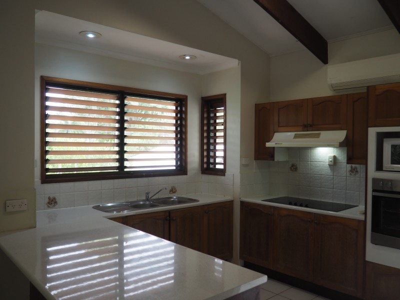 25 Seafarer Street, South Mission Beach QLD 4852