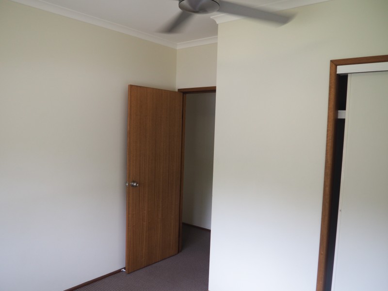 25 Seafarer Street, South Mission Beach QLD 4852