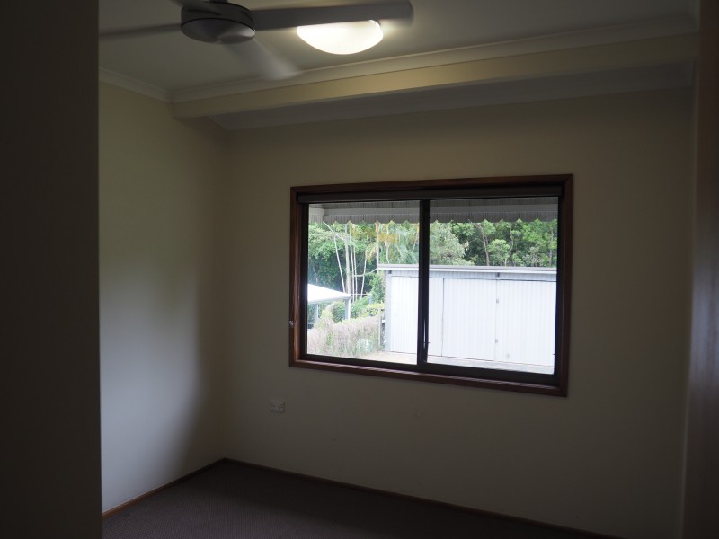 25 Seafarer Street, South Mission Beach QLD 4852