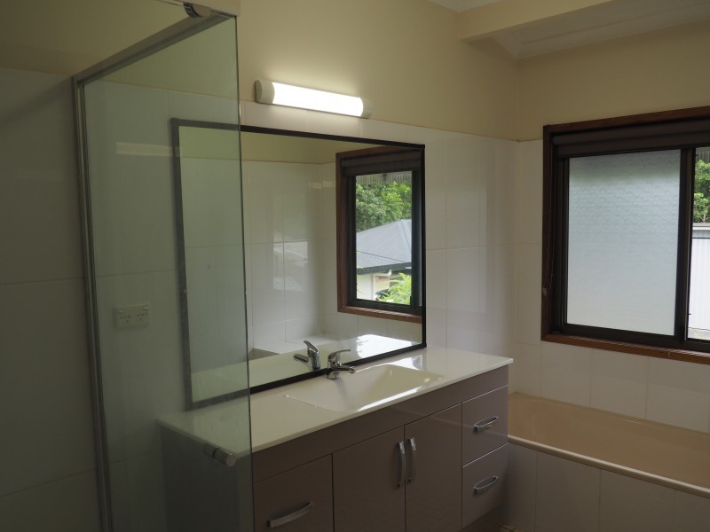 25 Seafarer Street, South Mission Beach QLD 4852