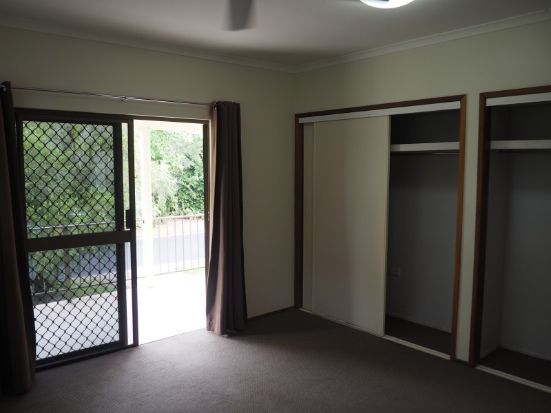 25 Seafarer Street, South Mission Beach QLD 4852