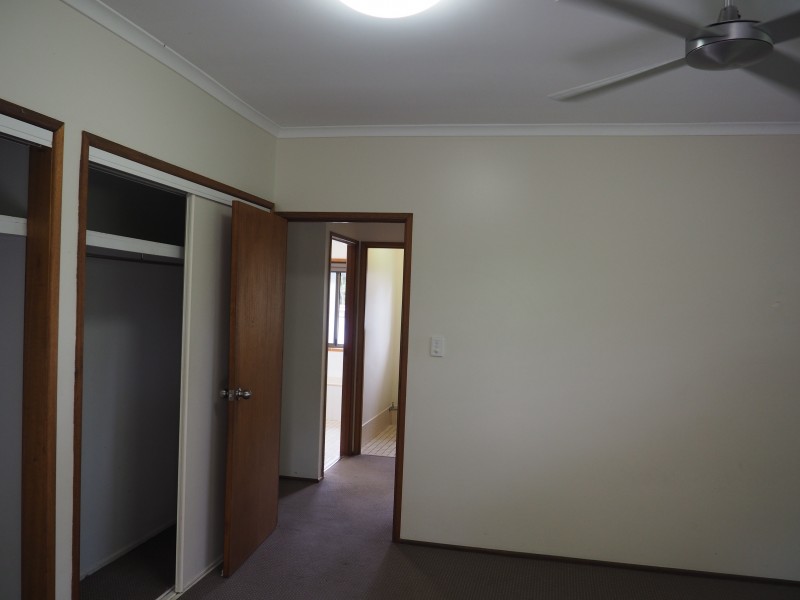 25 Seafarer Street, South Mission Beach QLD 4852