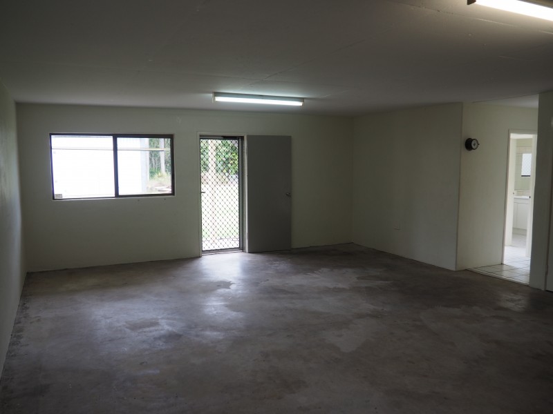 25 Seafarer Street, South Mission Beach QLD 4852