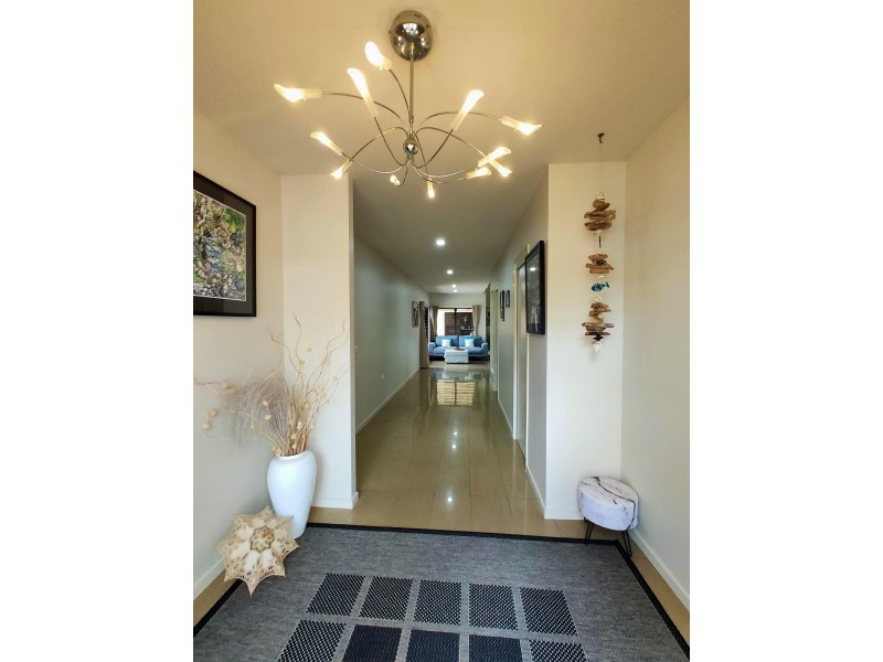 40 Conch St, Mission Beach QLD 4852