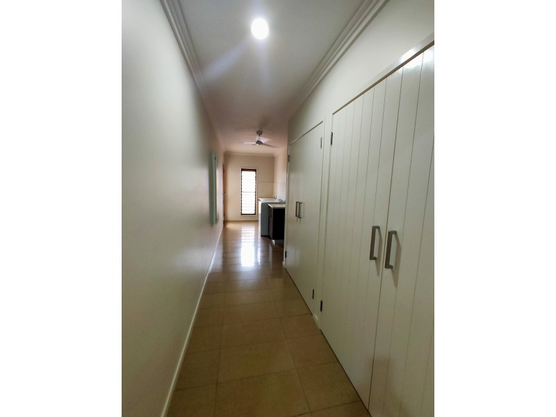 40 Conch St, Mission Beach QLD 4852