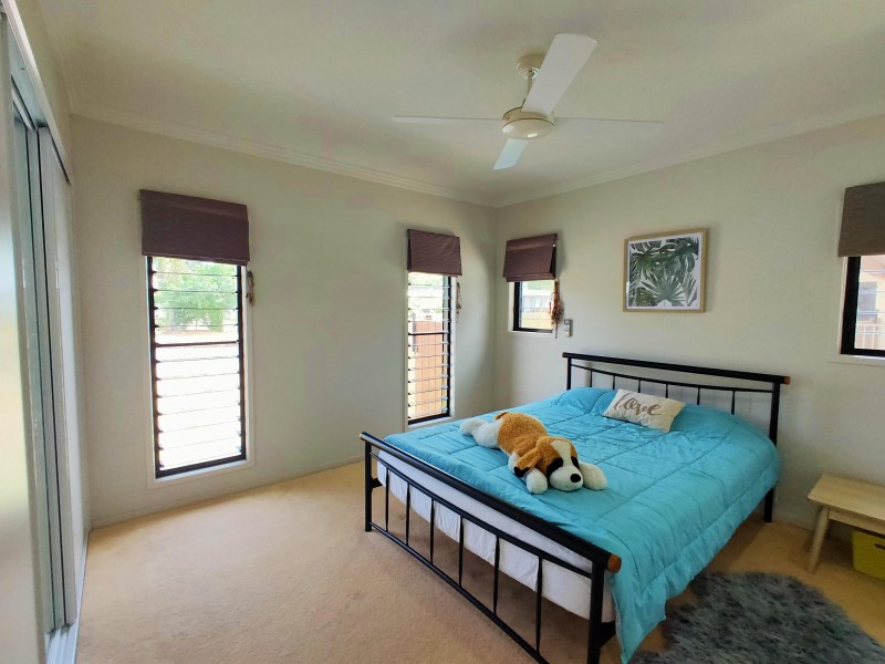 40 Conch St, Mission Beach QLD 4852