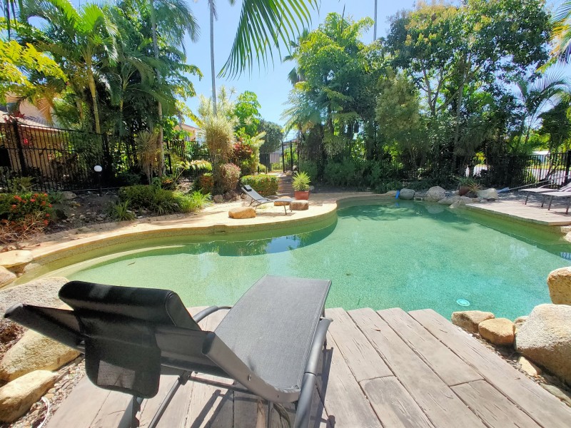 42 Mitchell St, South Mission Beach QLD 4852