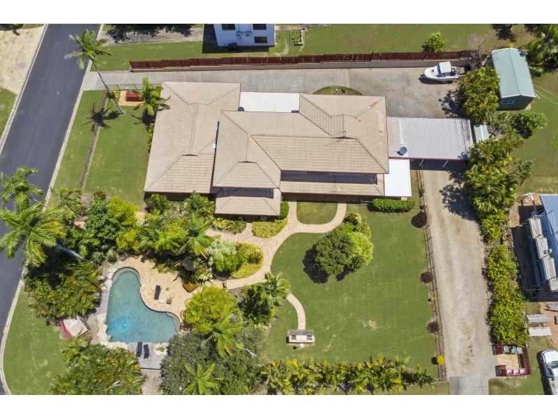 42 Mitchell St, South Mission Beach QLD 4852