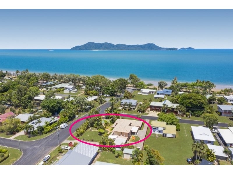 42 Mitchell St, South Mission Beach QLD 4852