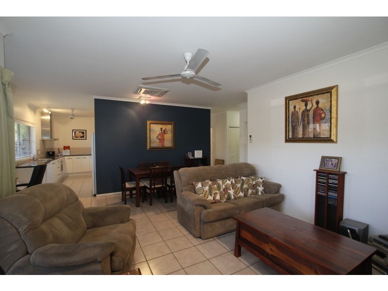 42 Mitchell St, South Mission Beach QLD 4852