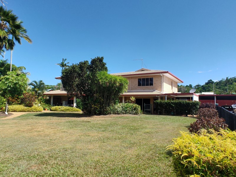 42 Mitchell St, South Mission Beach QLD 4852