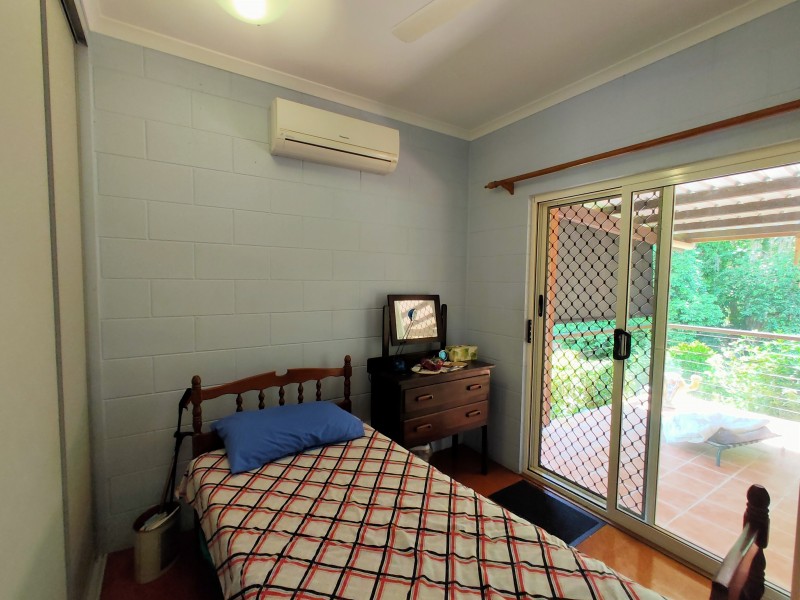8 Dunkalli Crescent, Wongaling Beach QLD 4852