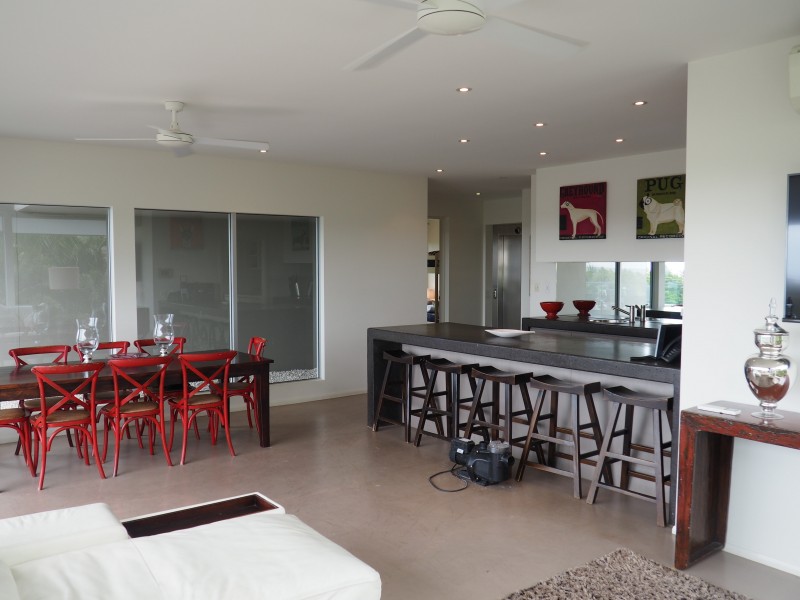 5/2 Coonanglebah Cl, Mission Beach QLD 4852