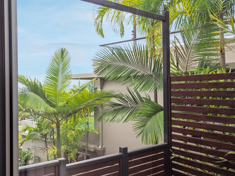 5/2 Coonanglebah Cl, Mission Beach QLD 4852