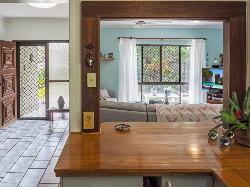 3 Wildsoet St, Wongaling Beach QLD 4852