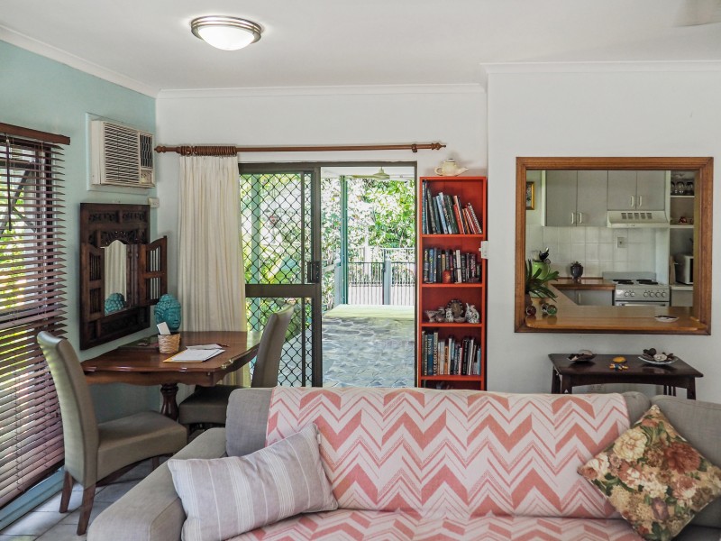 3 Wildsoet St, Wongaling Beach QLD 4852