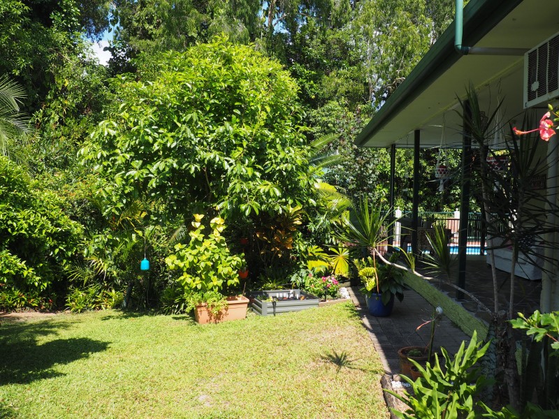3 Wildsoet St, Wongaling Beach QLD 4852